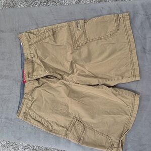 Unionbay cargo shorts
